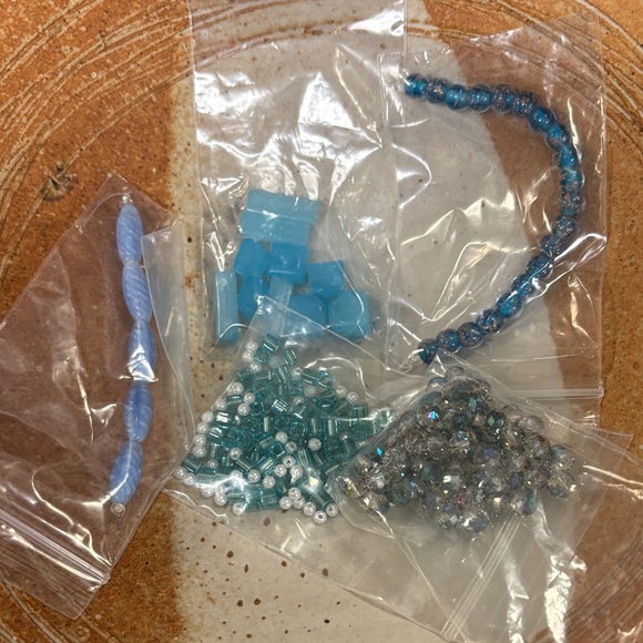 Assorted Blue and Turquoise Beads - Picture 11 of 11